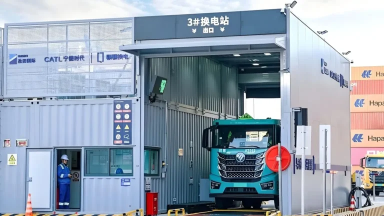 CATL Truck Battery Swapping Stations