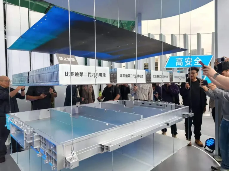 Exploded view of BYD’s second-generation Blade Battery teardown