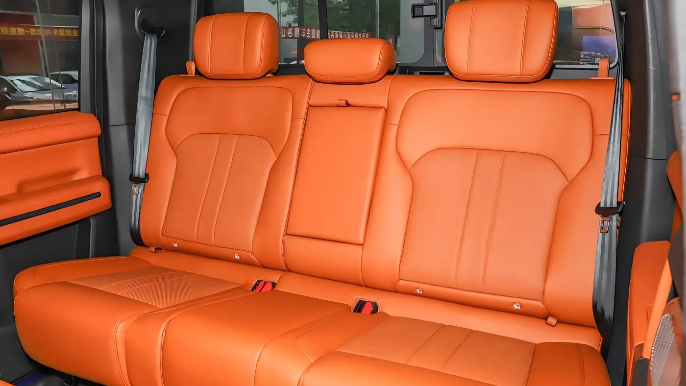 Interior of the rear seats in the Chery Zongheng F700