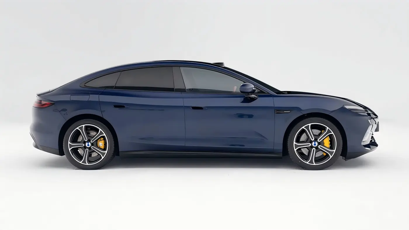 Denza Z9S side profile showing long wheelbase and flush door handles