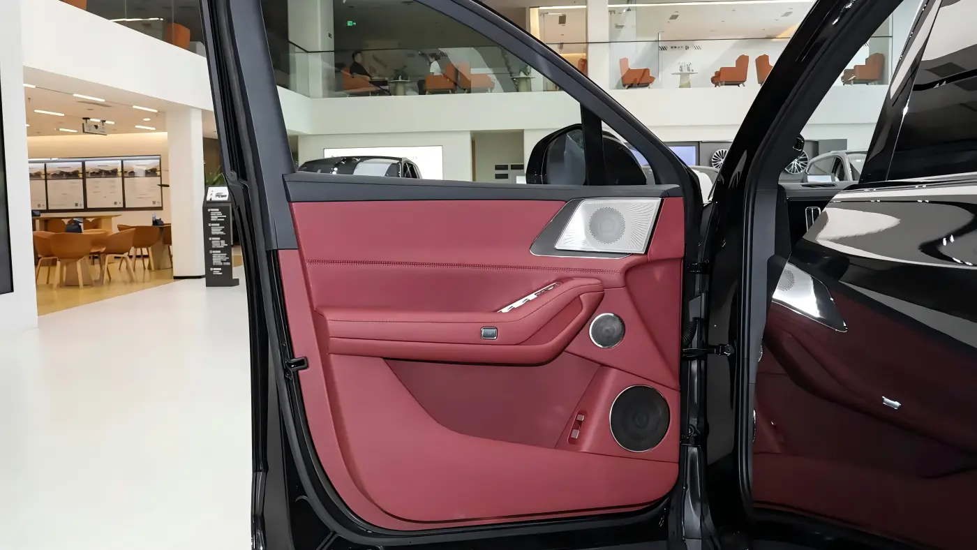 Interior of the BYD Denza N8L All-Electric