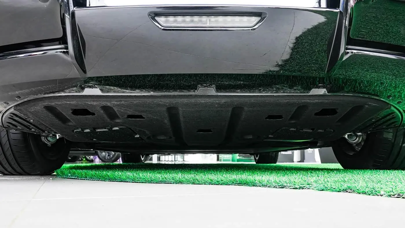 Fang Cheng Bao Formula S — flat underbody