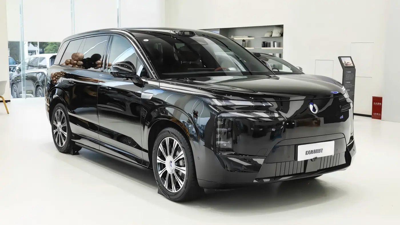 BYD Denza N8L All-Electric