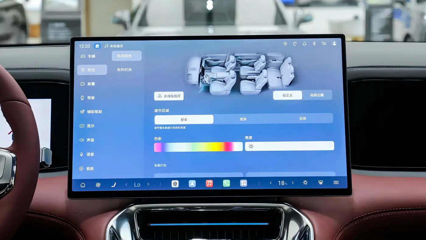 Interior and centre console of the BYD Denza N8L all-electric version
