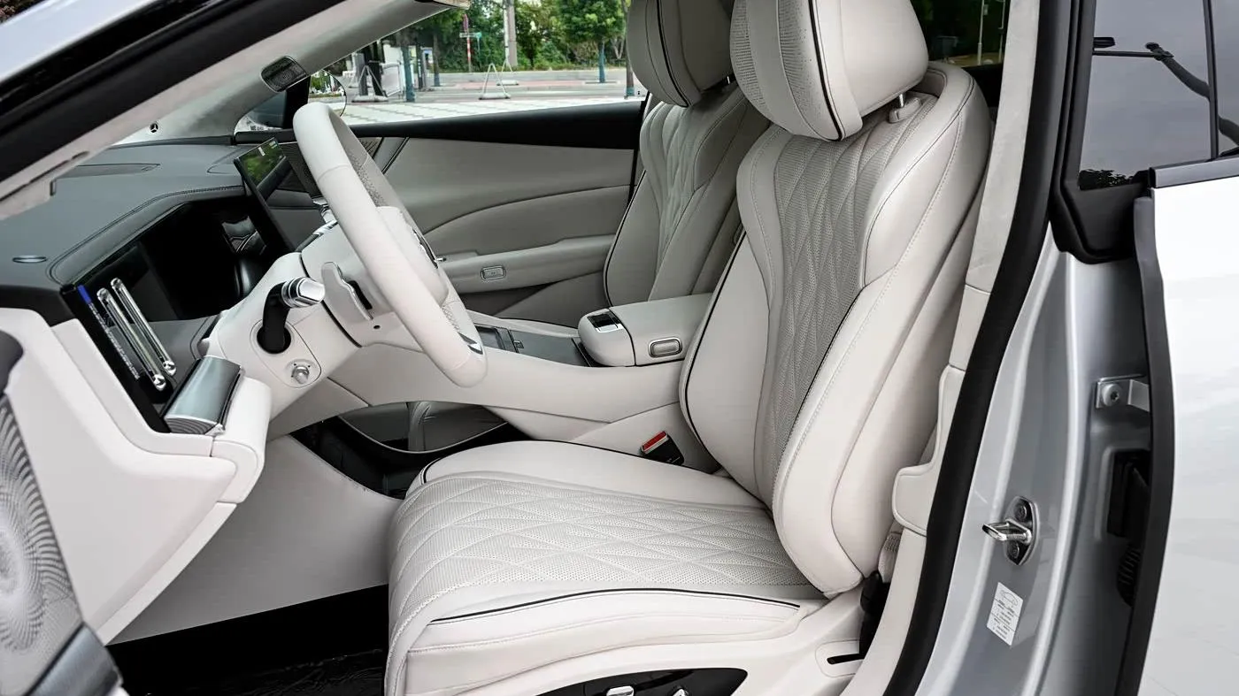 Denza Z9S front seats in quilted NAPPA leather, seen through the open door