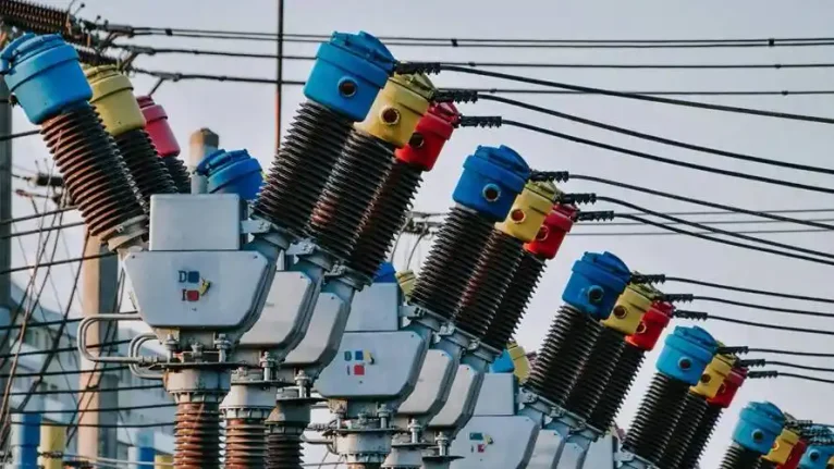 Flexible DC transformer